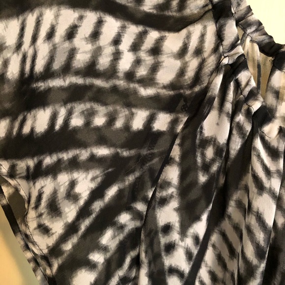 Calvin Klein semi sheer blouse - Picture 4 of 9